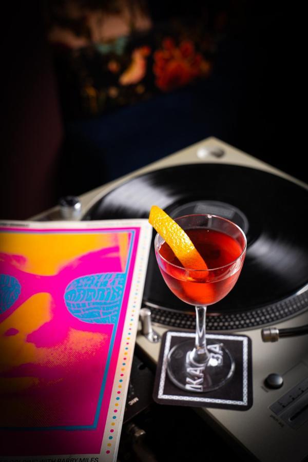 Ovolo The Valley Brisbane Ngoại thất bức ảnh A Pink Lady cocktail