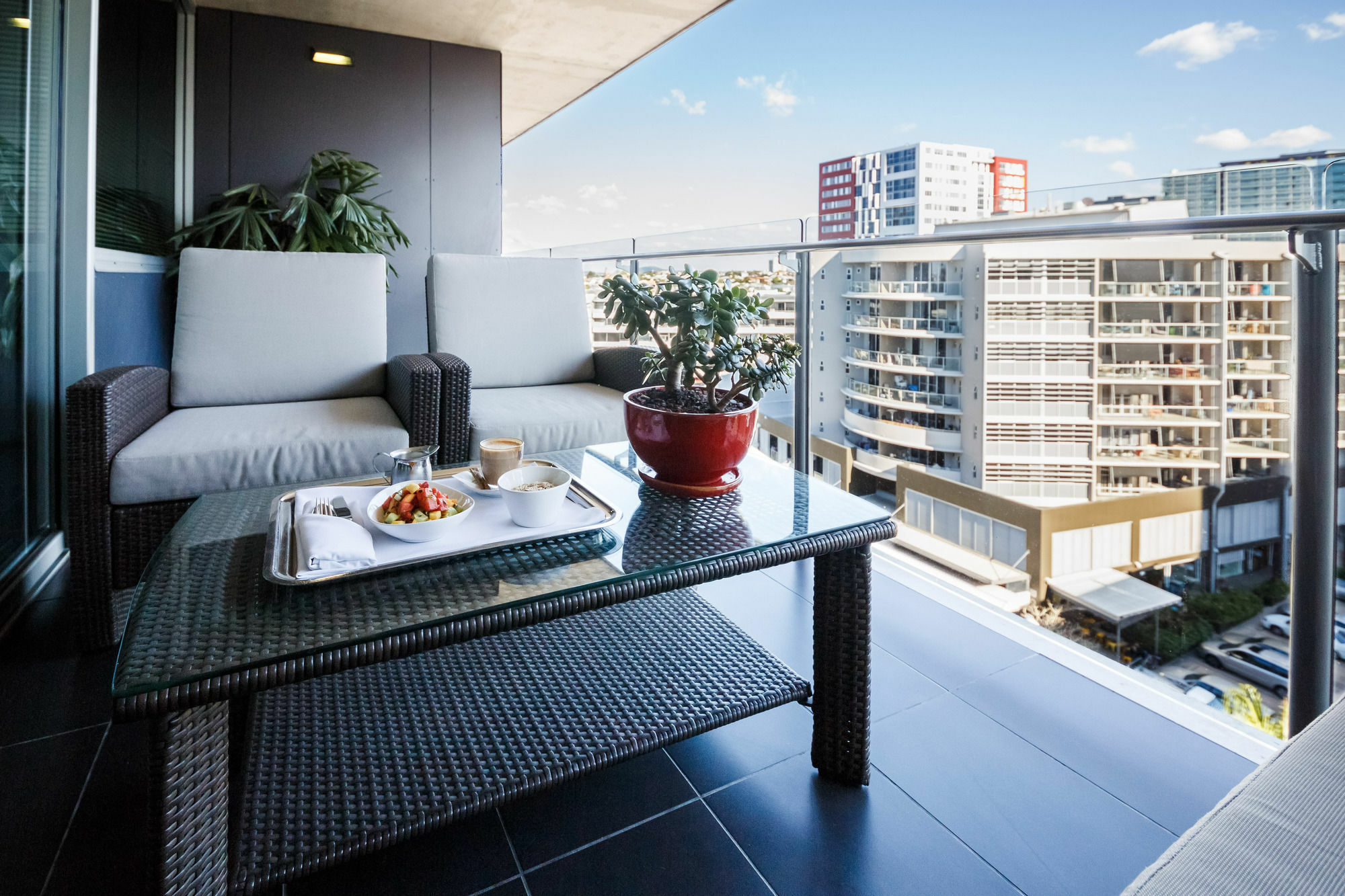Ovolo The Valley Brisbane Ngoại thất bức ảnh A balcony